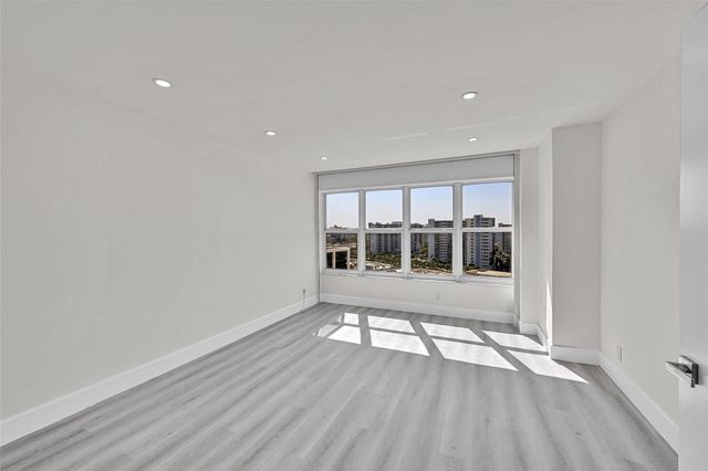 3700 Galt Ocean Drive 1215, Fort Lauderdale, FL 33308