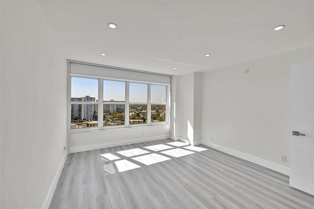 3700 Galt Ocean Drive 1215, Fort Lauderdale, FL 33308