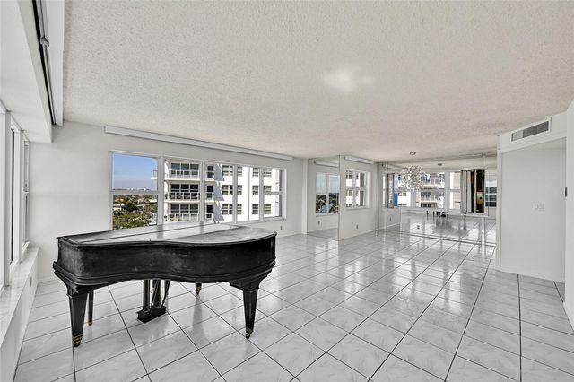 3700 Galt Ocean Drive 1215, Fort Lauderdale, FL 33308