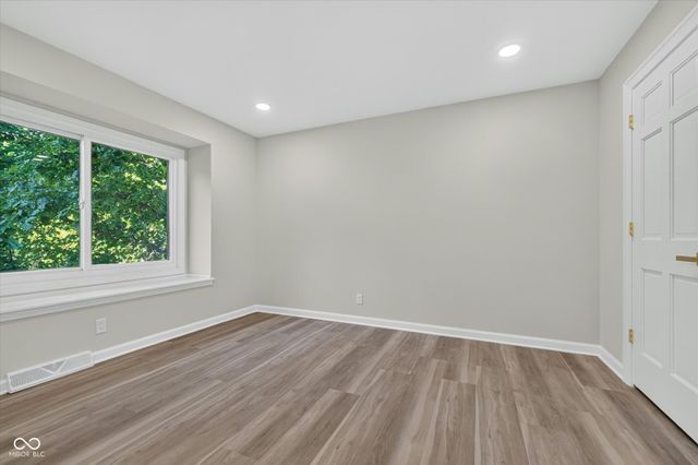 13832 Riverwood Way, Carmel, IN 46032