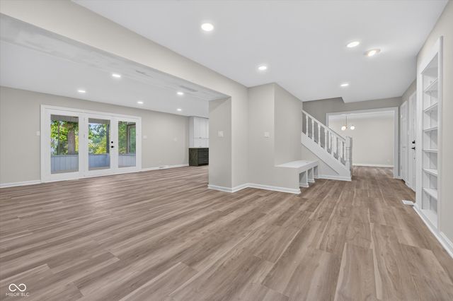 13832 Riverwood Way, Carmel, IN 46032