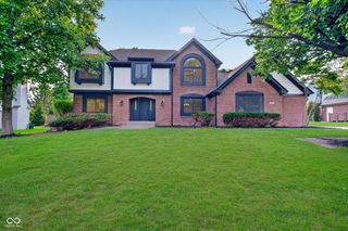13832 Riverwood Way, Carmel, IN 46032