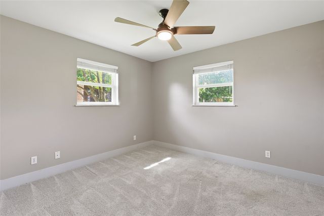 101 Pleasant Valley Lane, Weatherford, TX 76087