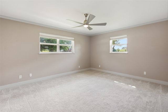 101 Pleasant Valley Lane, Weatherford, TX 76087