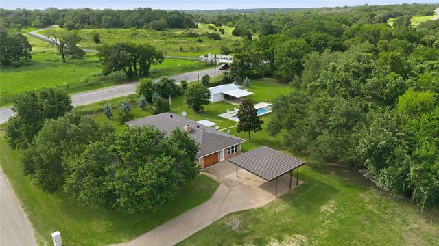 101 Pleasant Valley Lane, Weatherford, TX 76087