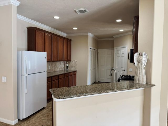 43 Abercrombie Place, Conroe, TX 77384