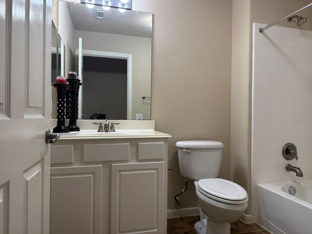 43 Abercrombie Place, Conroe, TX 77384