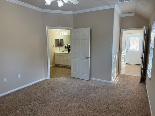 43 Abercrombie Place, Conroe, TX 77384