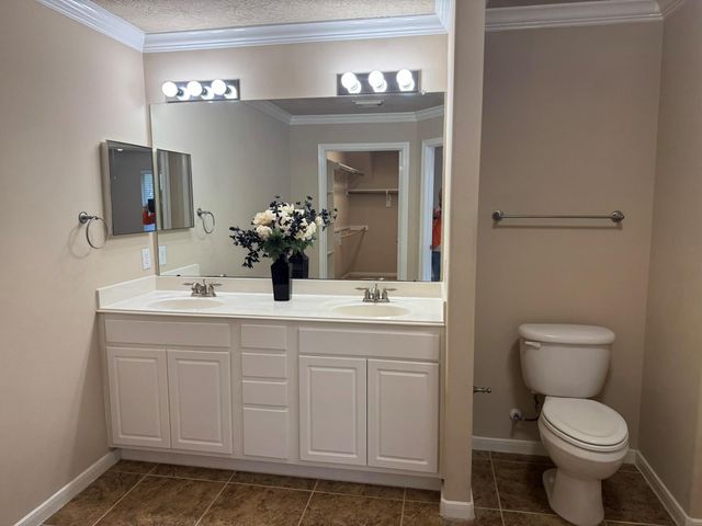 43 Abercrombie Place, Conroe, TX 77384