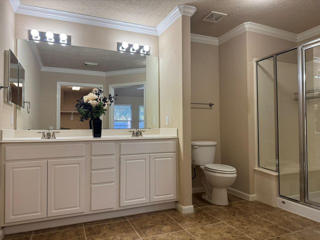 43 Abercrombie Place, Conroe, TX 77384