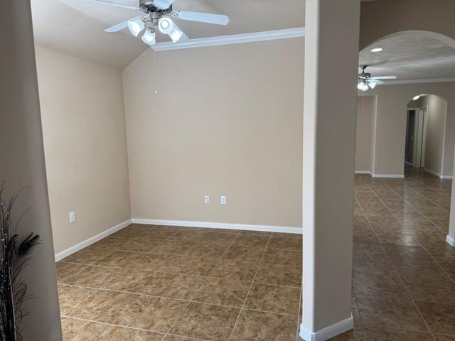 43 Abercrombie Place, Conroe, TX 77384