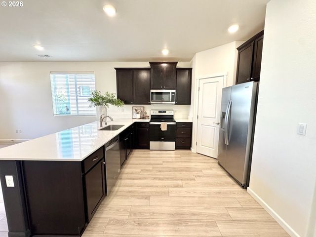 15507 Ne 72ND Way, Vancouver, WA 98682