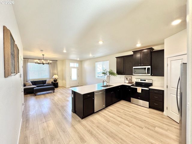 15507 Ne 72ND Way, Vancouver, WA 98682