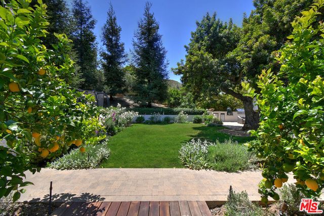 1572 Fordham Avenue, Thousand Oaks, CA 91360