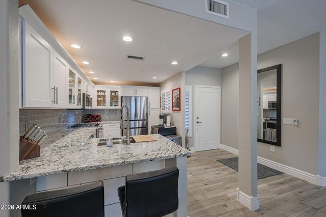 19700 N 76TH Street 1122, Scottsdale, AZ 85255