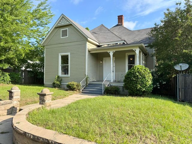 605 E Rusk St., Marshall, TX 75670
