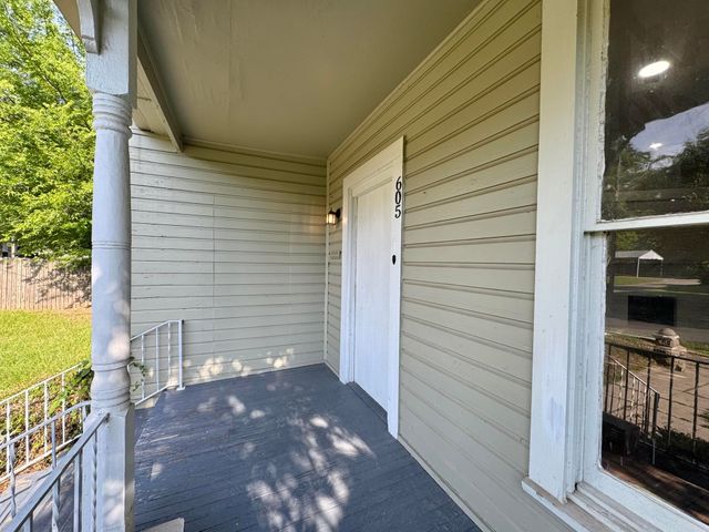 605 E Rusk St., Marshall, TX 75670