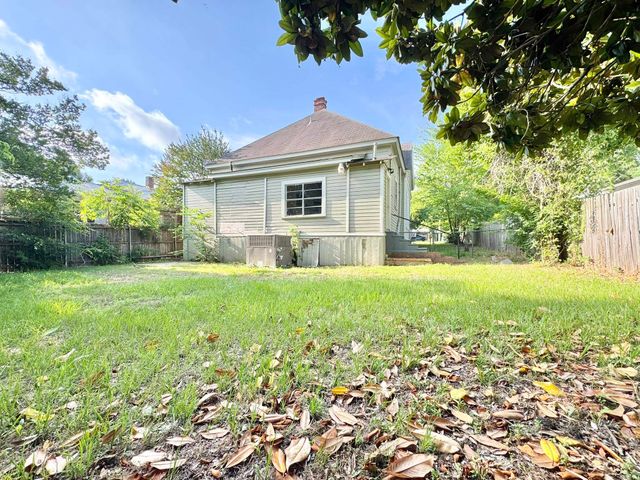 605 E Rusk St., Marshall, TX 75670