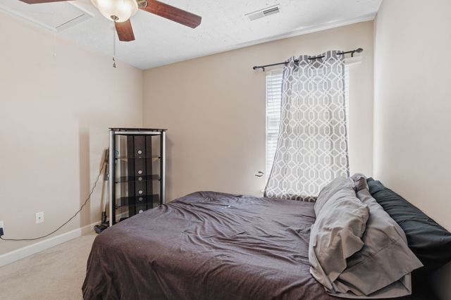 8008 Streamside Dr, Mount Juliet, TN 37122