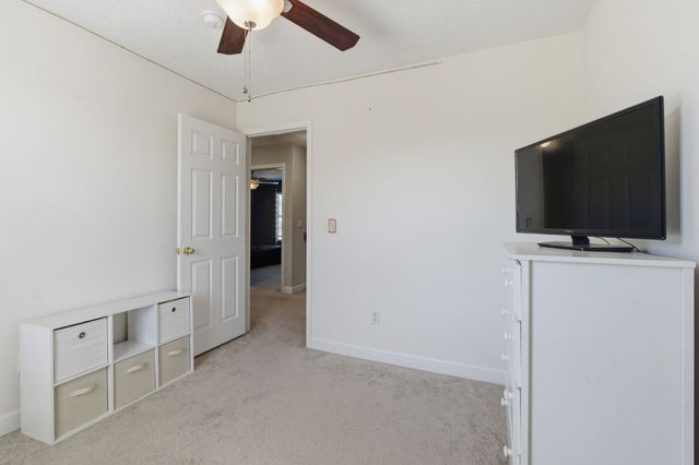 8008 Streamside Dr, Mount Juliet, TN 37122
