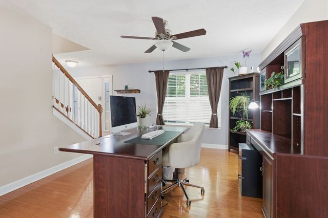 8008 Streamside Dr, Mount Juliet, TN 37122