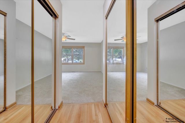 721 Brentwood Court, Algonquin, IL 60102