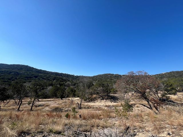 191 Scott Dr, Center Point, TX 78010