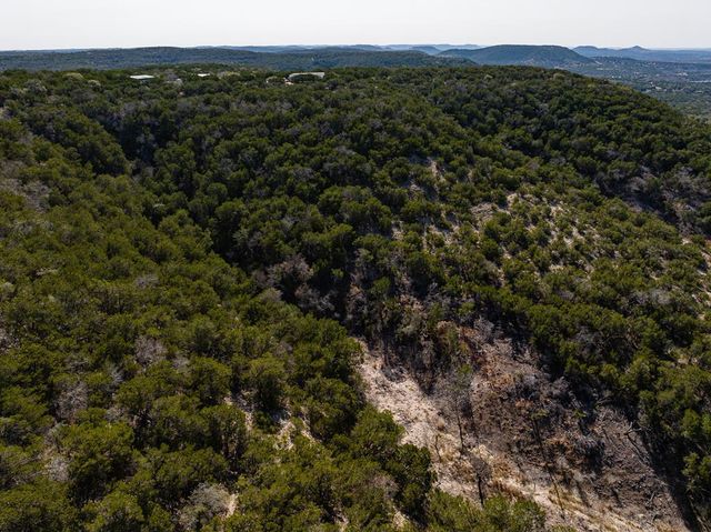 191 Scott Dr, Center Point, TX 78010