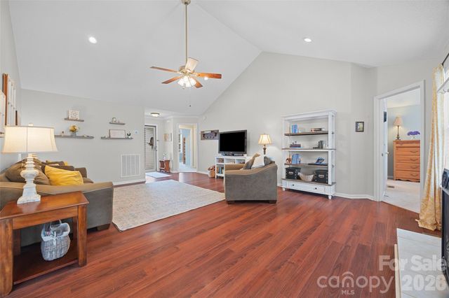 808 Chipmeadow Lane, York, SC 29745