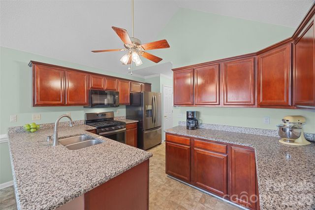 808 Chipmeadow Lane, York, SC 29745