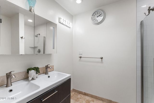 1885 E KIRKLAND Lane, Tempe, AZ 85281