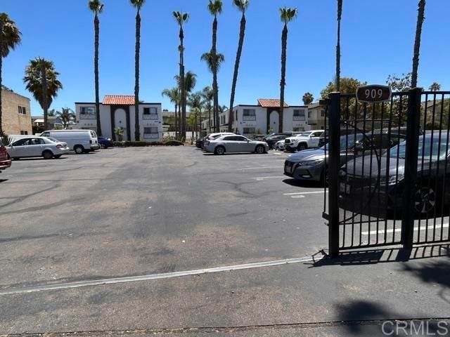 909 S Sunshine Avenue, El Cajon, CA 92020