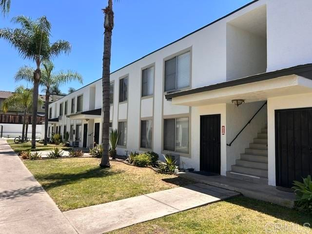 909 S Sunshine Avenue, El Cajon, CA 92020