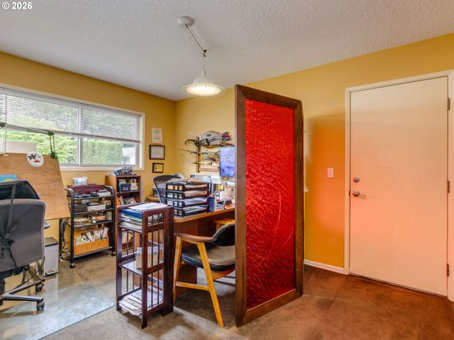 14029 Ne FREMONT Ct, Portland, OR 97230