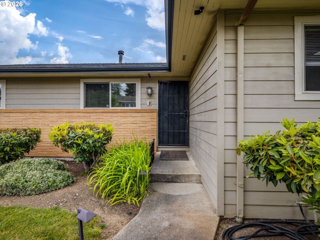 14029 Ne FREMONT Ct, Portland, OR 97230
