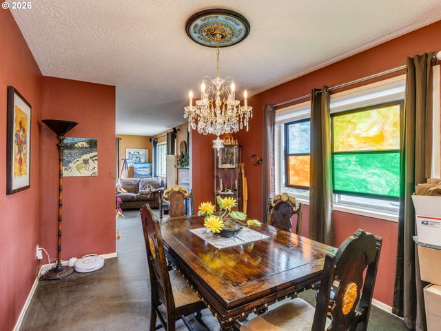 14029 Ne FREMONT Ct, Portland, OR 97230