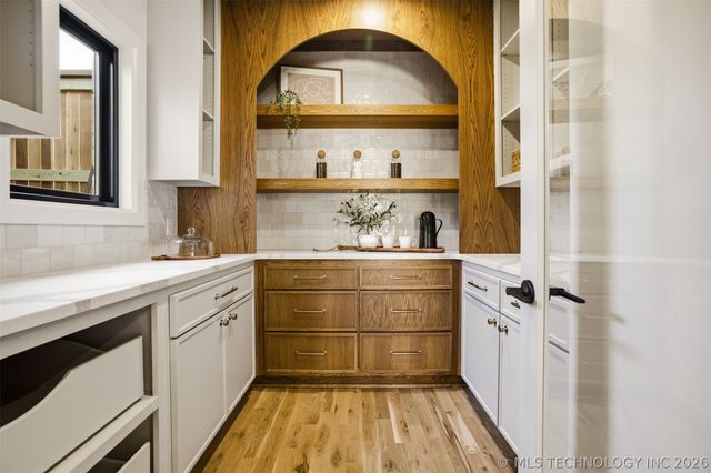 2241 S Florence Avenue, Tulsa, OK 74114