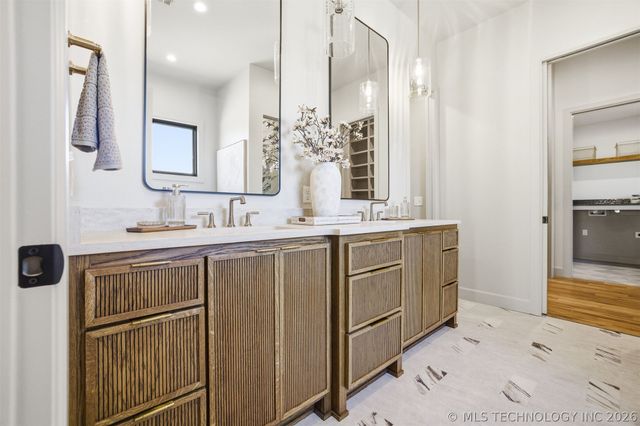 2241 S Florence Avenue, Tulsa, OK 74114