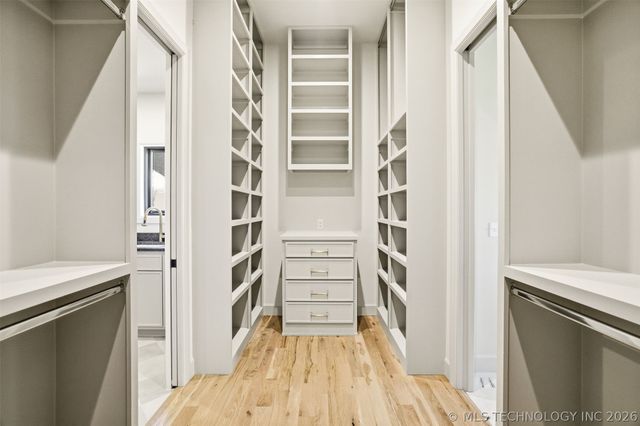 2241 S Florence Avenue, Tulsa, OK 74114