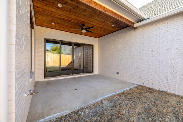 2241 S Florence Avenue, Tulsa, OK 74114