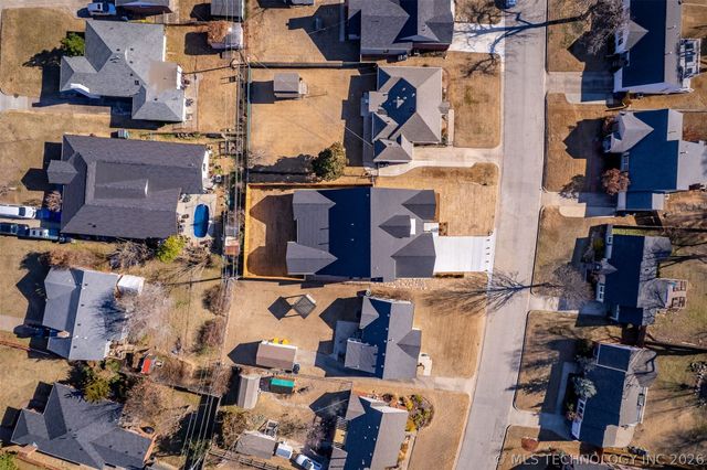 2241 S Florence Avenue, Tulsa, OK 74114