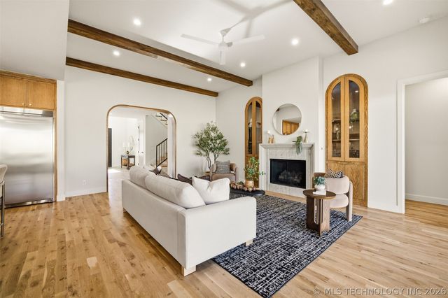 2241 S Florence Avenue, Tulsa, OK 74114