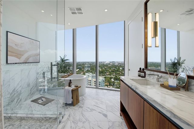 175 SE 25th Rd 3104, Miami, FL 33129