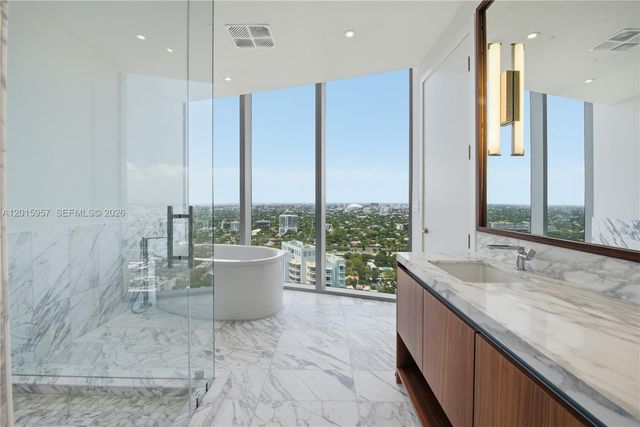 175 SE 25th Rd 3104, Miami, FL 33129