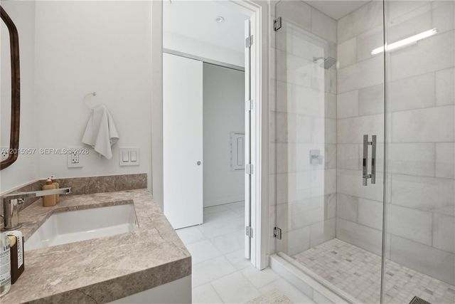 175 SE 25th Rd 3104, Miami, FL 33129