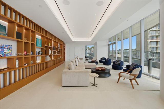175 SE 25th Rd 3104, Miami, FL 33129