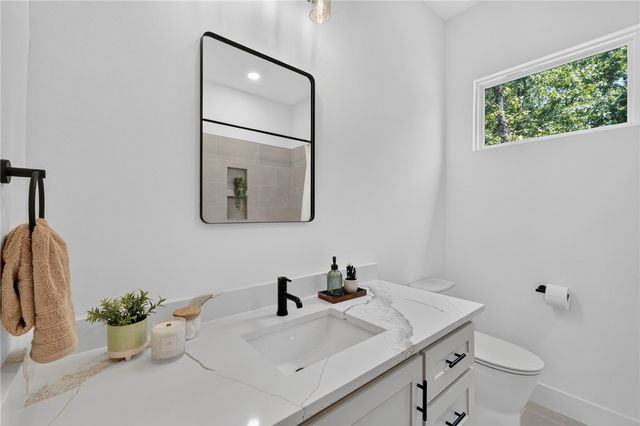 15 St Asaph Drive, Bella Vista, AR 72714