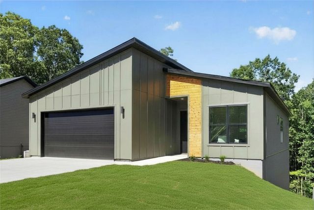 15 St Asaph Drive, Bella Vista, AR 72714