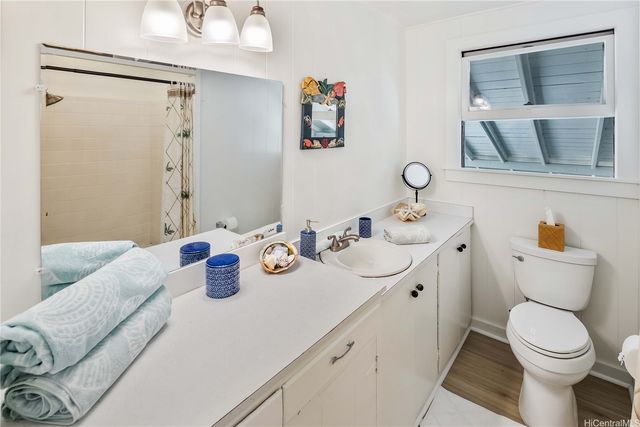 315 A Ulupaina Street, Kailua, HI 96734