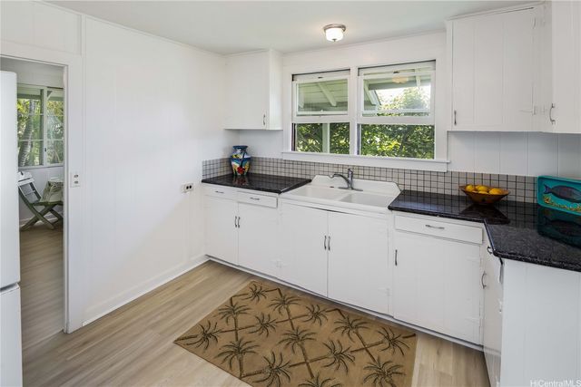 315 A Ulupaina Street, Kailua, HI 96734